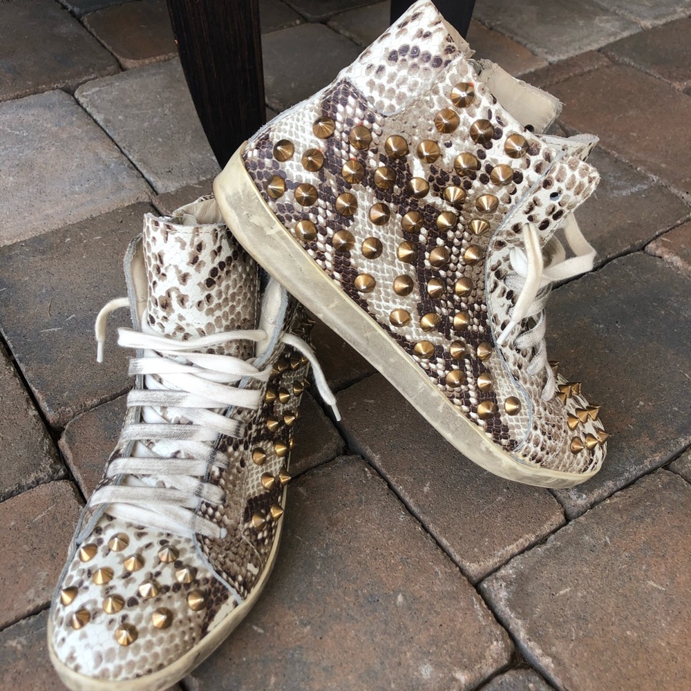 Steve Madden Snake skin Sneakers